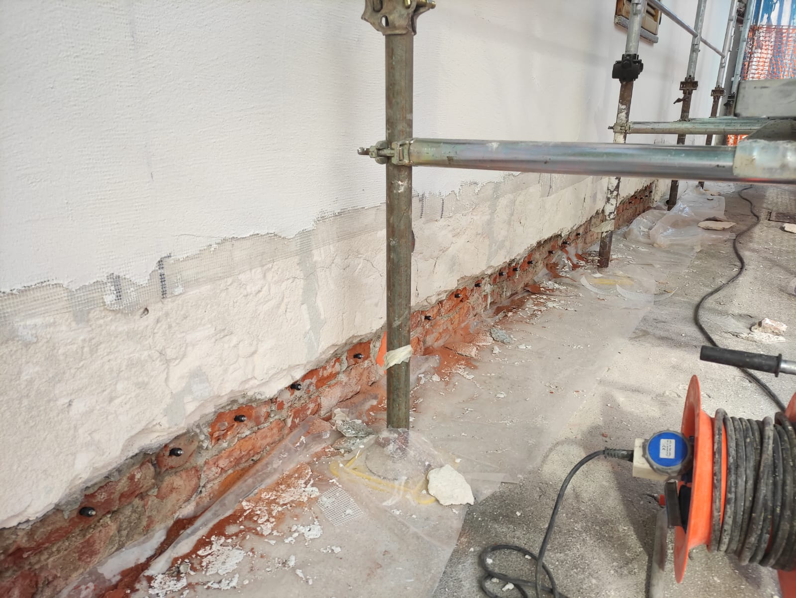 d8ce48de-671f-4a94-a145-3e562aea2f6f