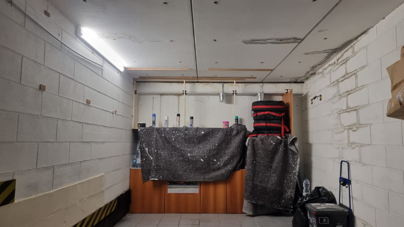 dec8f499-1a74-4eb8-b7cf-b9f5aba8ed74